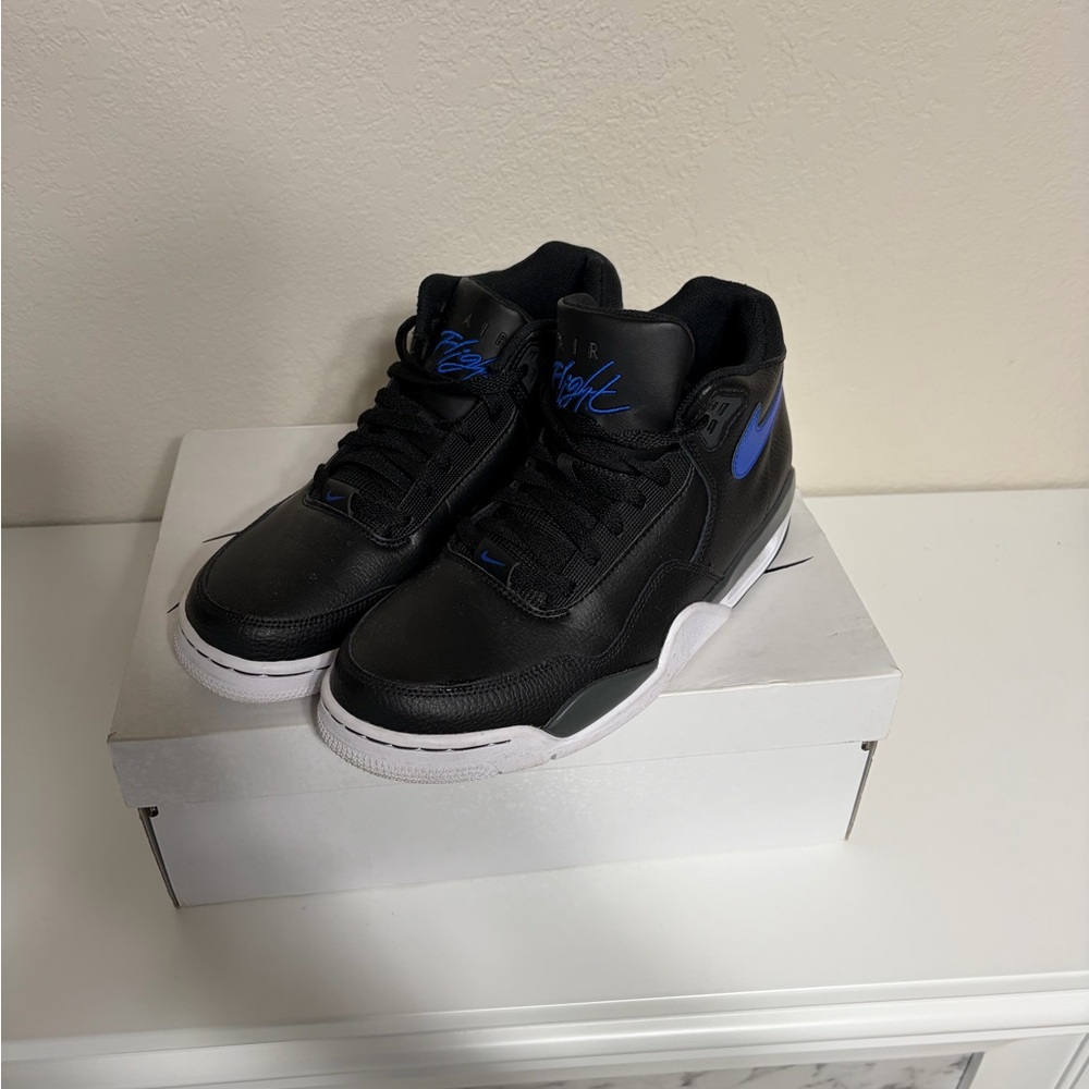 Nike Flights